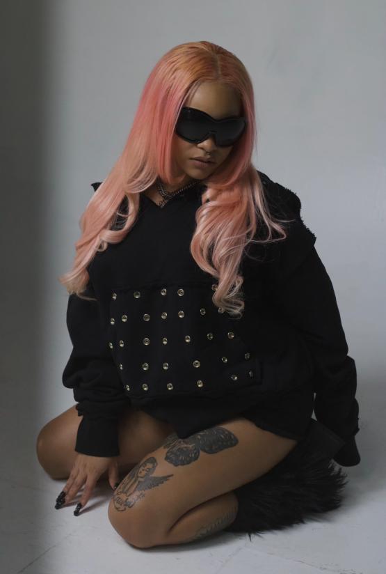 Black - interlinked hoodie